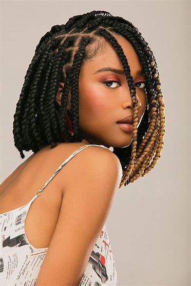 Revealing Your Charm: Crafting the Perfect Box Braid Look